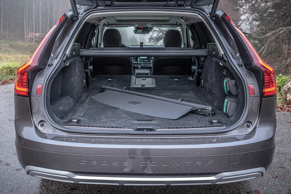 Volvo-V90-Cross-Country-Trunk Volvo-V90-Cross-Country-Trunk