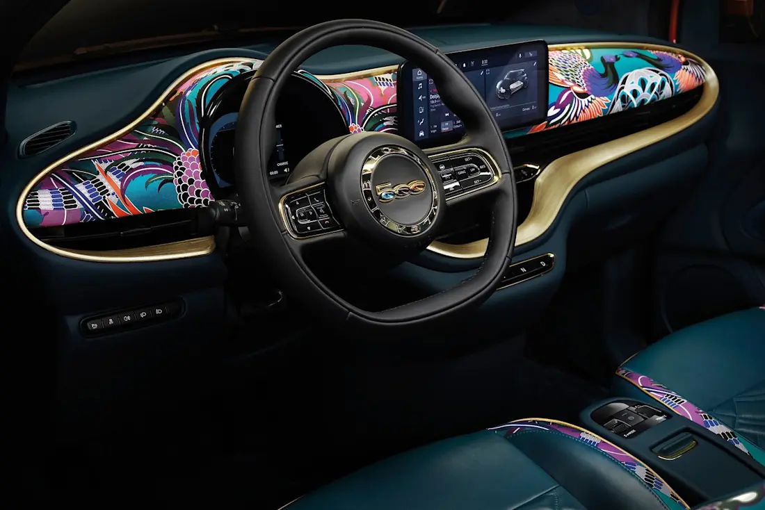 New-Fiat-500-Elektro-2020-Special-Interieur