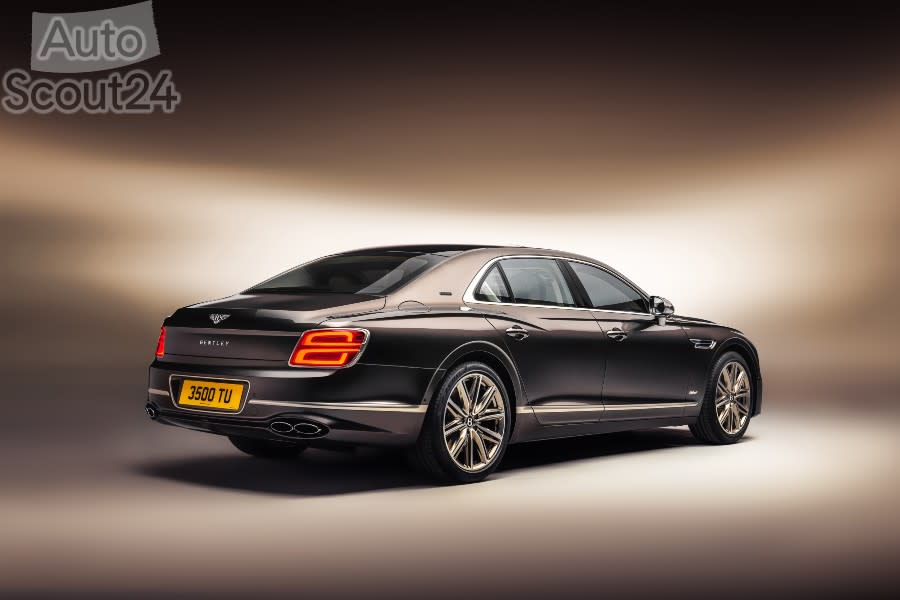 Flying Spur Odyssean Edition - 3 (2).jpg