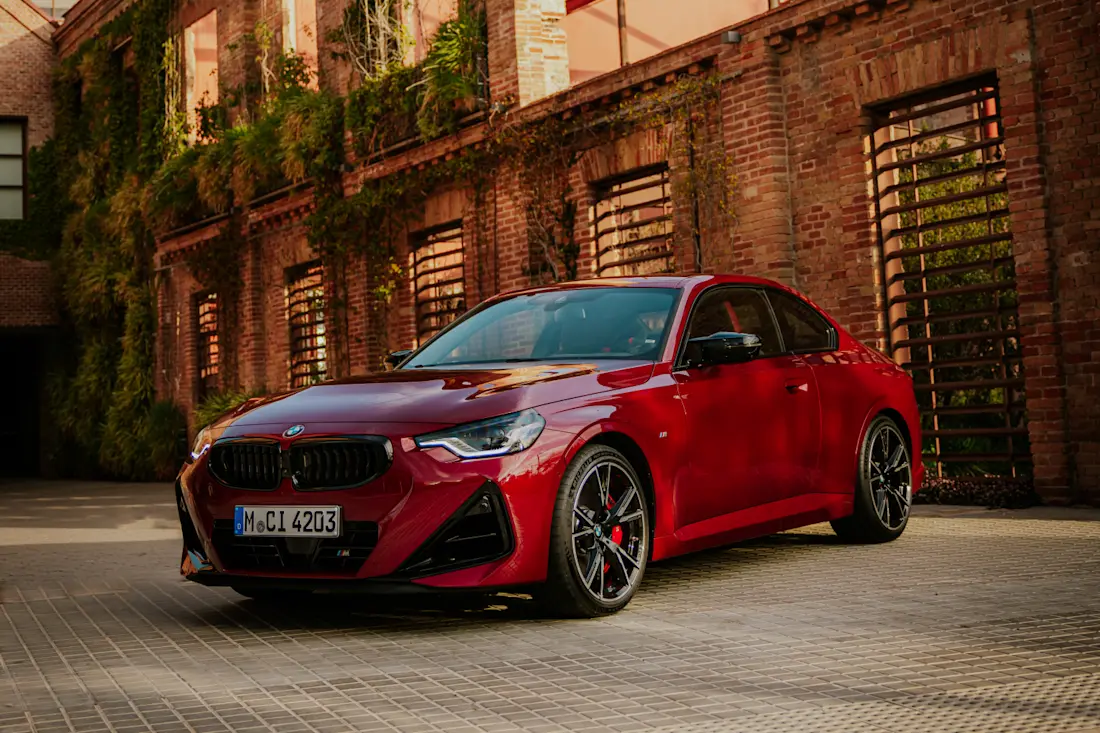 vernieuwde-bmw-2-serie-licht-gewijzigd-maar-toch-veel-lekkerder-2024-04