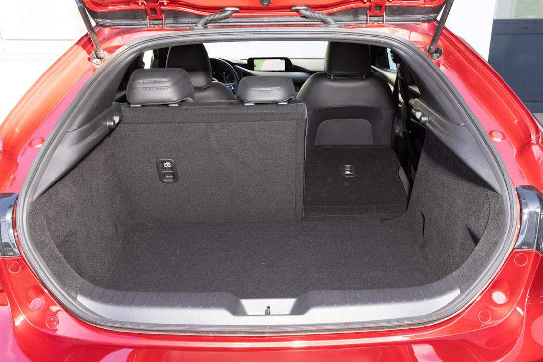 test-mazda3-2023-13.jpg
