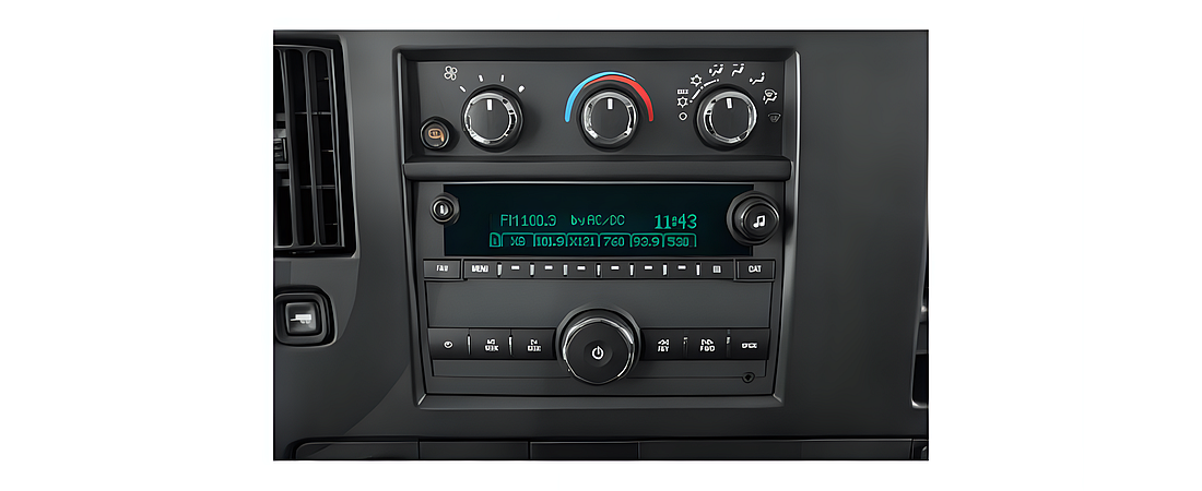 GMC Savana Cargo Van 2024 32