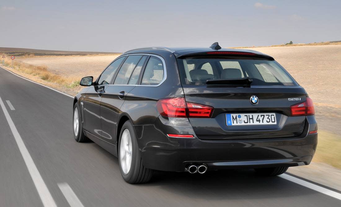 6cVFehUHtAj2crSaNgwuj-e0397a0d9bb836ae1a50e23c4c60c9e8-bmw-528-back-1100