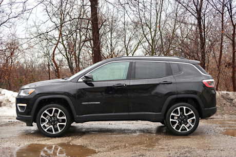 Editorial 2018 jeep compass limited 4x4 04 jm
