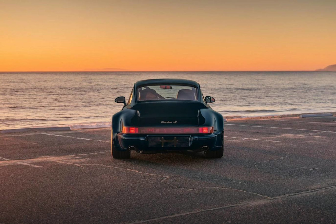 Porsche-911-Turbo-S-Lightweight-1993 (6).jpg