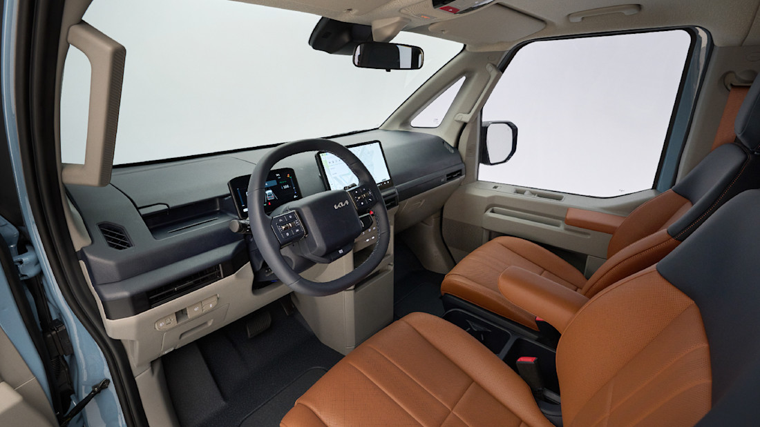 kia-pv5-passenger-2025-interior (5).jpg