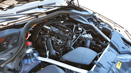 Editorial 2019 bmw 530e m performance 15 jp