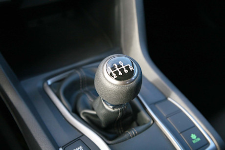 Editorial 2017 honda civic hatchback lx 17 jbe