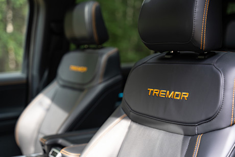 2025 Ford Expedition Tremor Review Body Image