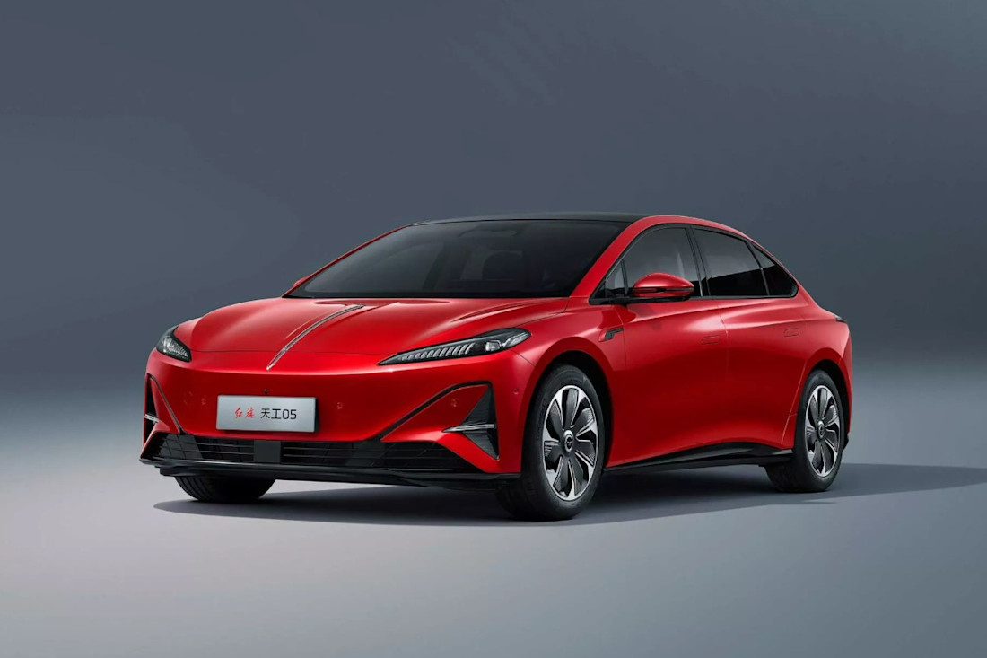 Hongqi-05-22025 (4).jpg