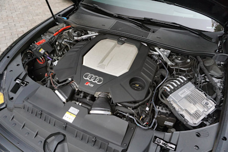 Editorial 2024 audi rs 6 performance fd 230627 13 di
