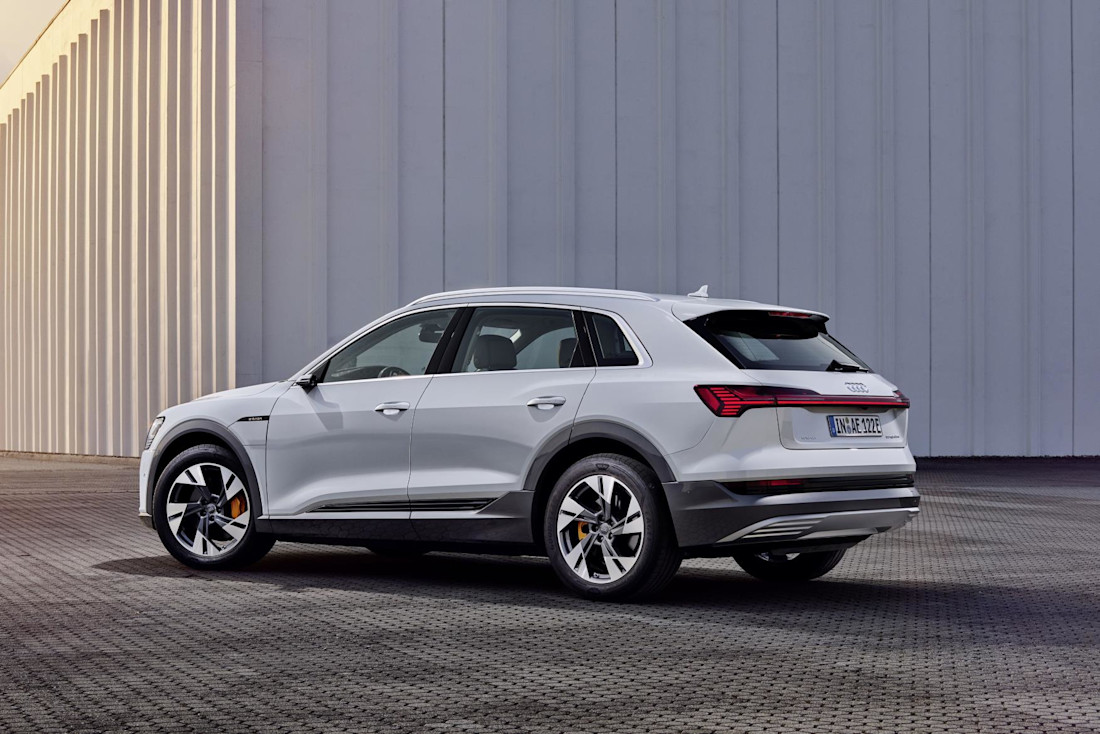 Audi e-tron 50 quattro 04.jpg