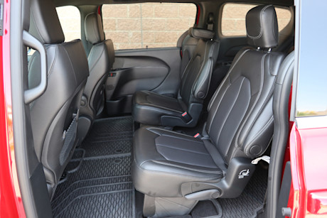 2025 Chrysler Grand Caravan Review Image