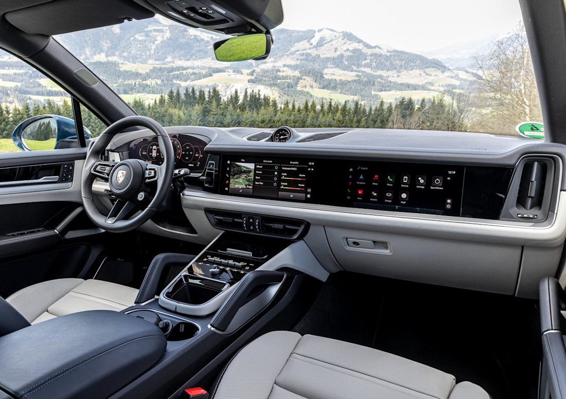 Porsche-Cayenne-2024-Innerraum