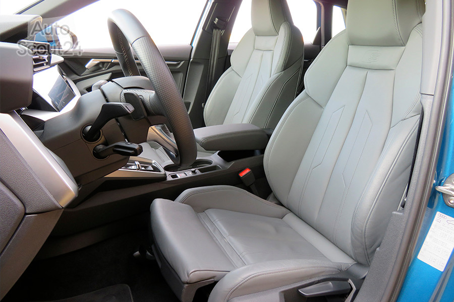 FT_22_audi_a3_sportback_plazas_del_piloto.JPG