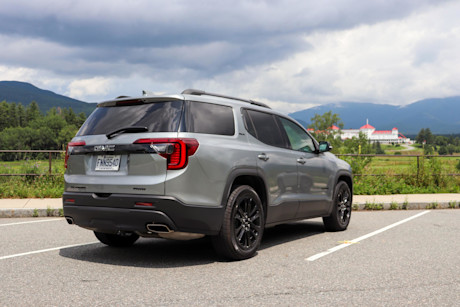 GMC Acadia SLT 2023 : essai routier Image