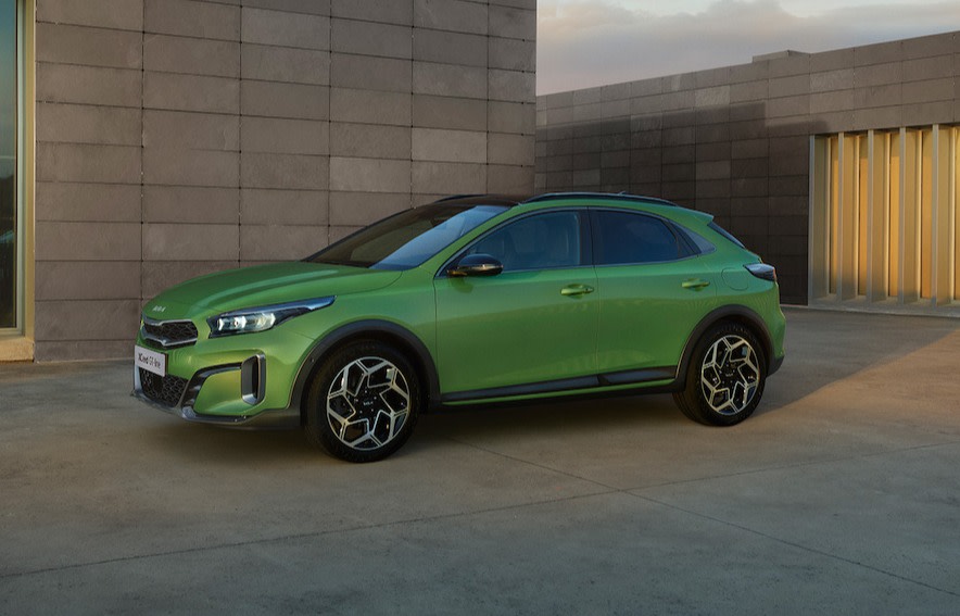 kia-xceed-side