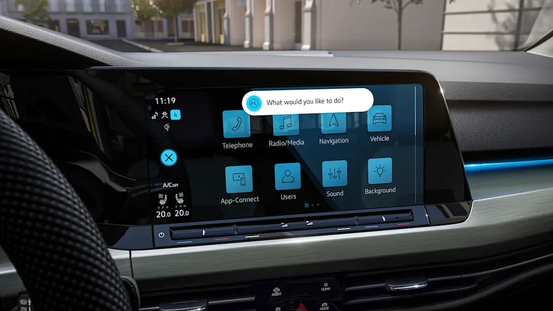 AS24 Volkswagen Golf 2021 infotainment