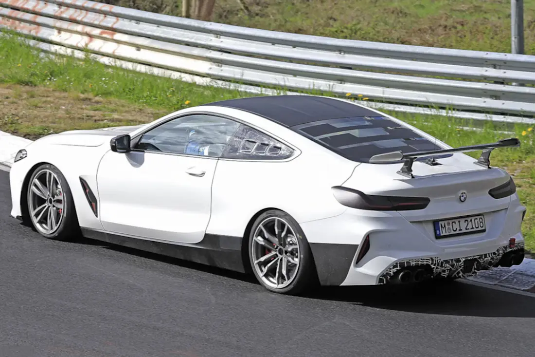 BMW M8 CSL 1