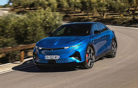 Alpine A390