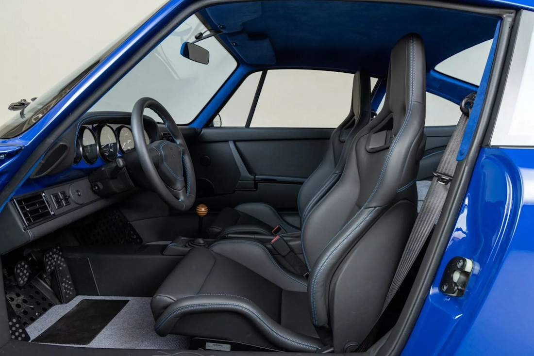 Kalmar-Porsche-7-97-restomod-911 (14).jpg