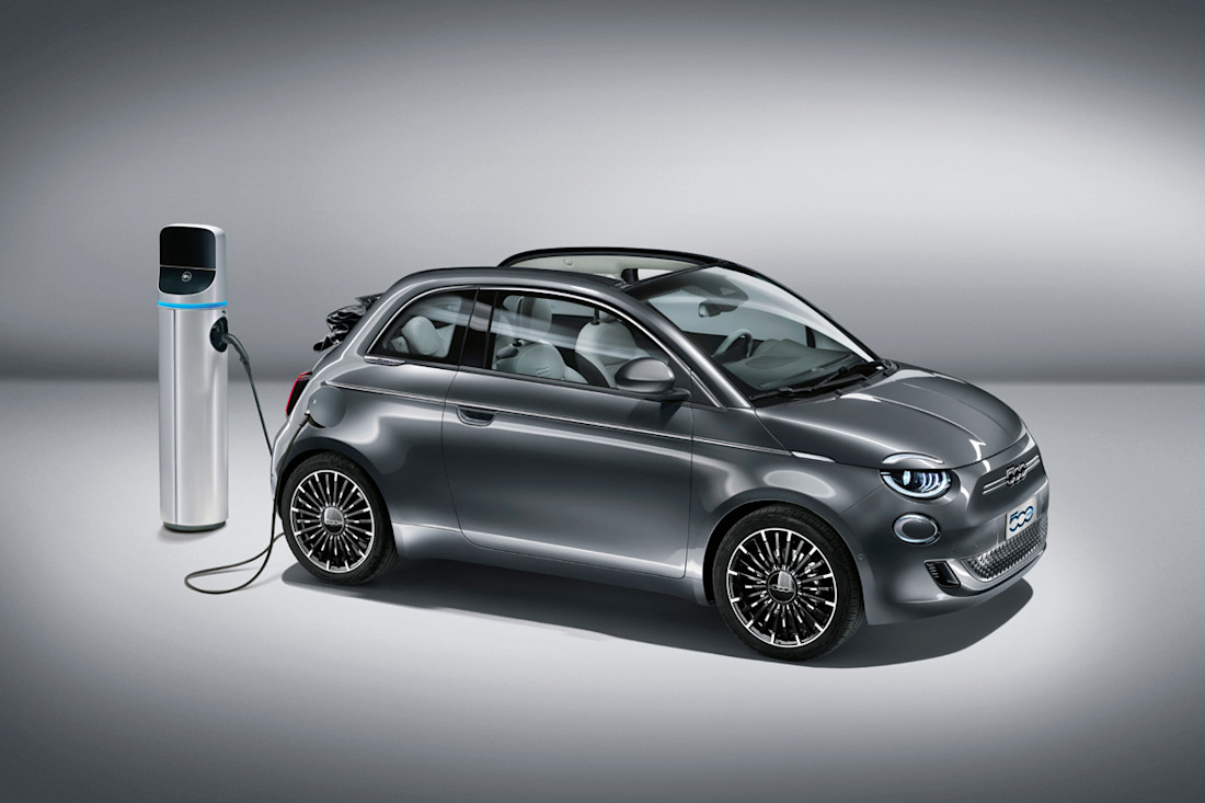fiat_500_la_prima_-_italia_0.jpg