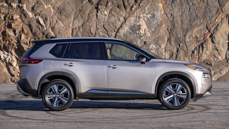 Editorial 2022 nissan rogue platinum awd 05 nissan