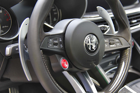 Editorial 2019 alfa romeo stelvio quadrifoglio awd 31 dw