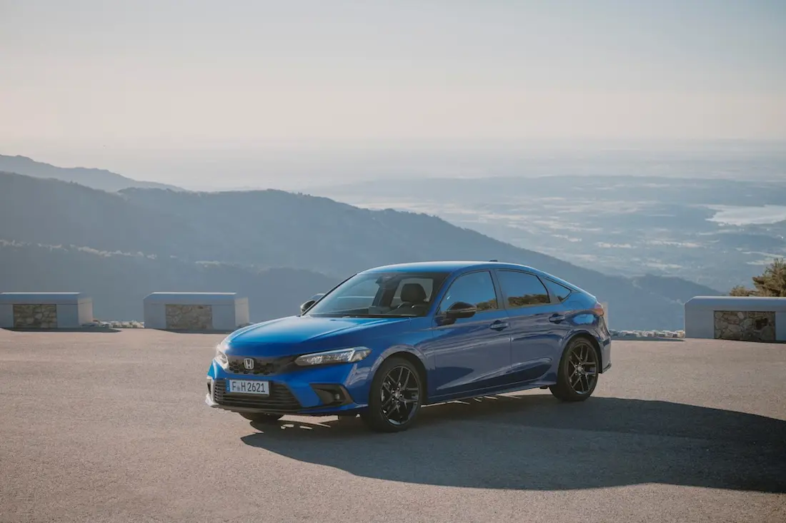 Honda Civic (2023) statisch, vooraanzicht Honda Civic (2023) statisch, vooraanzicht