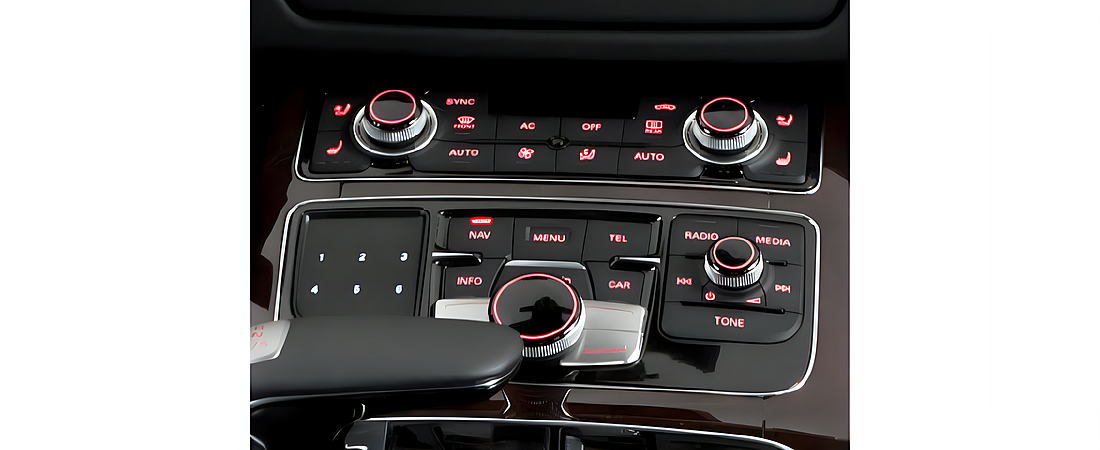 Audi A8 2011 10