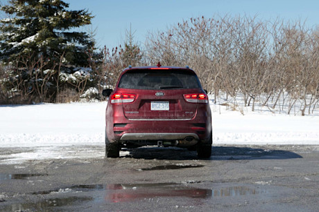 Editorial 2016 kia sorento 05 jw