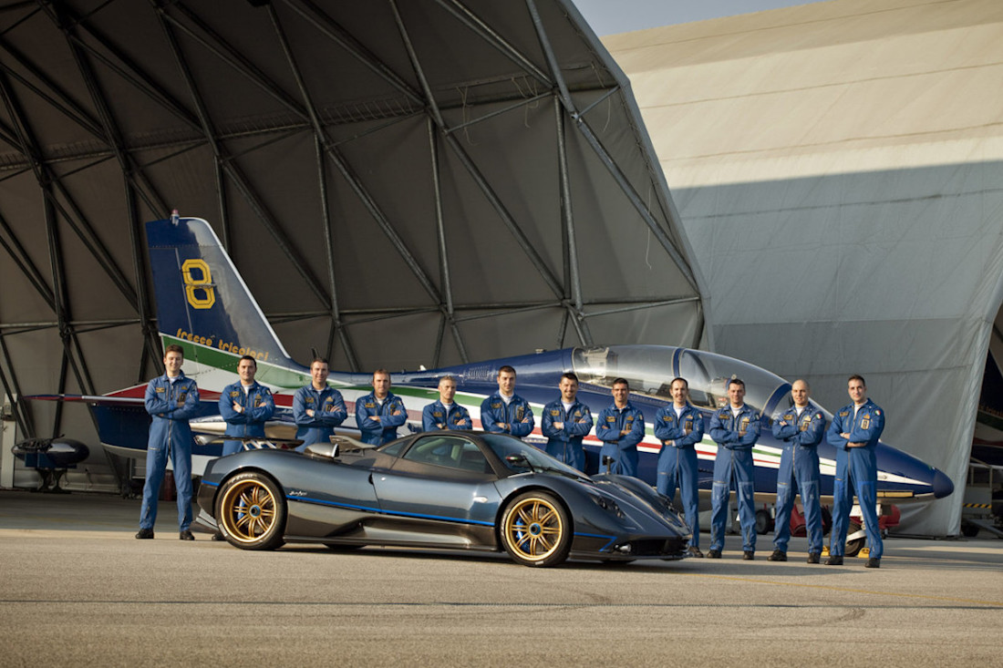 Pagani-Zonda-Tricolore-2011-7.jpg