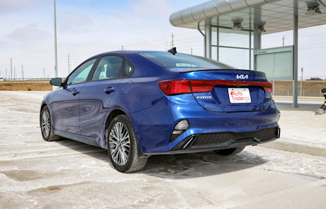 Editorial 2022 kia forte gt line 09 jm