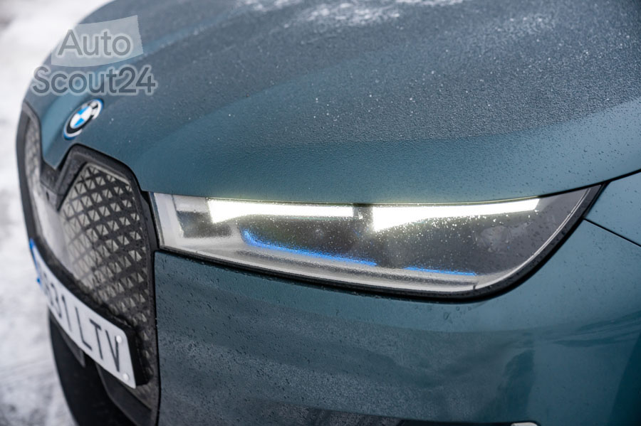 BMW IX_005.JPG