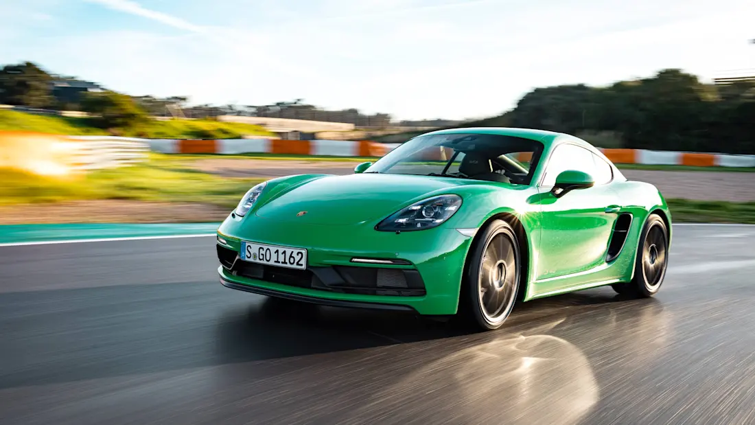 porsche-in-zwaar-weer-maar-dat-is-niet-alleen-de-schuld-van-de-evs-2025-07