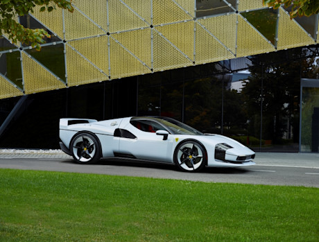 Ferrari SC40