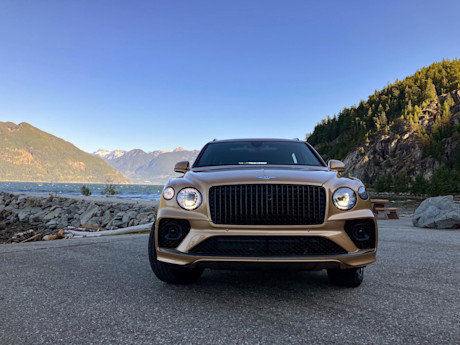 Editorial 2023 bentley bentayga 01 sb