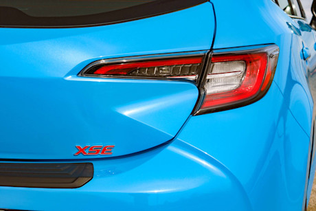 Editorial 2020 toyota corolla hatchback cvt xse 12 jm