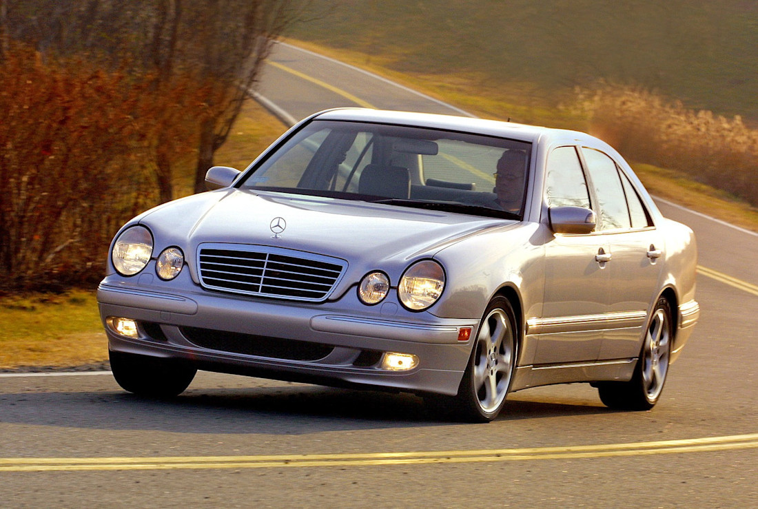 mercedes-benz-320-front