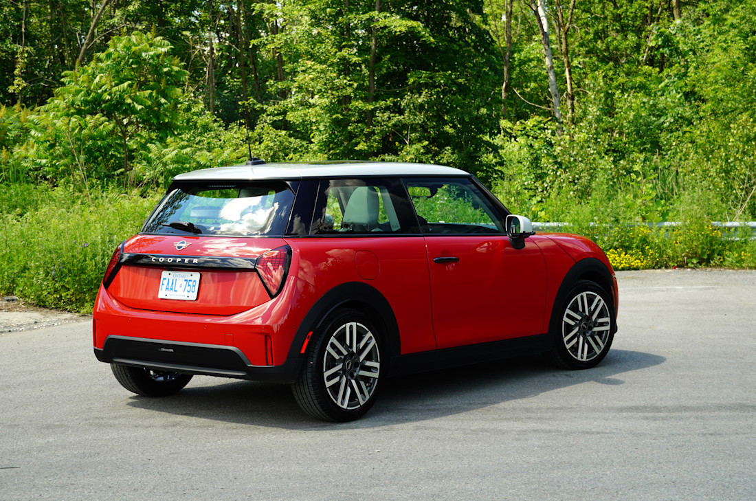 Mini-Cooper-C-2026 (1).jpg