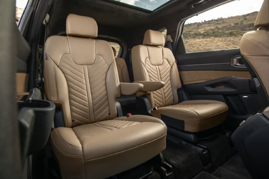 Kia-Sorento-2024-1024-12.jpg