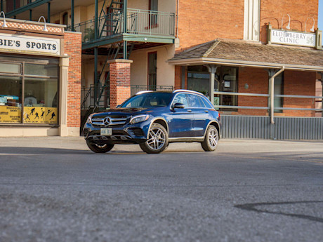 Editorial 2019 mercedes benz glc 300 05 lw