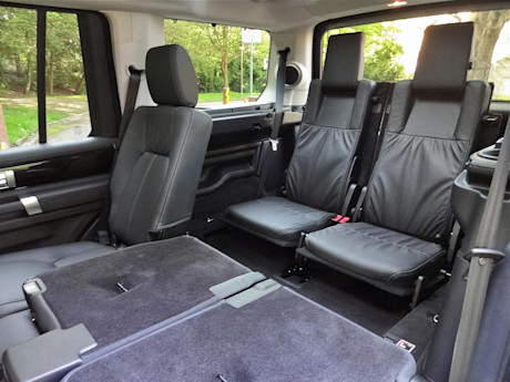 Editorial 2015 land rover lr4 hse luxury sh 24