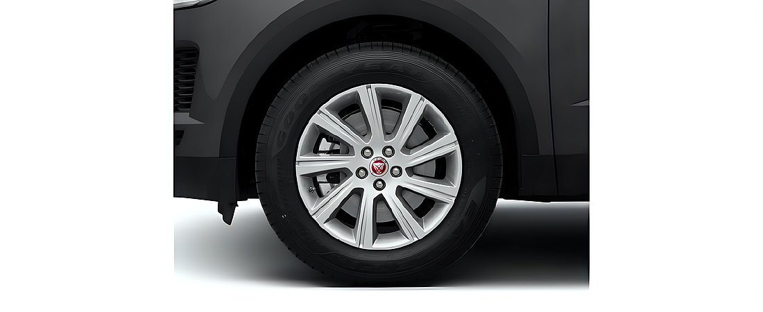 Jaguar E-Pace 2018 10