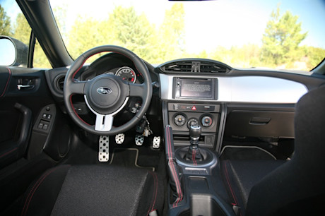 Editorial 2013 subaru brz jb 24 1447