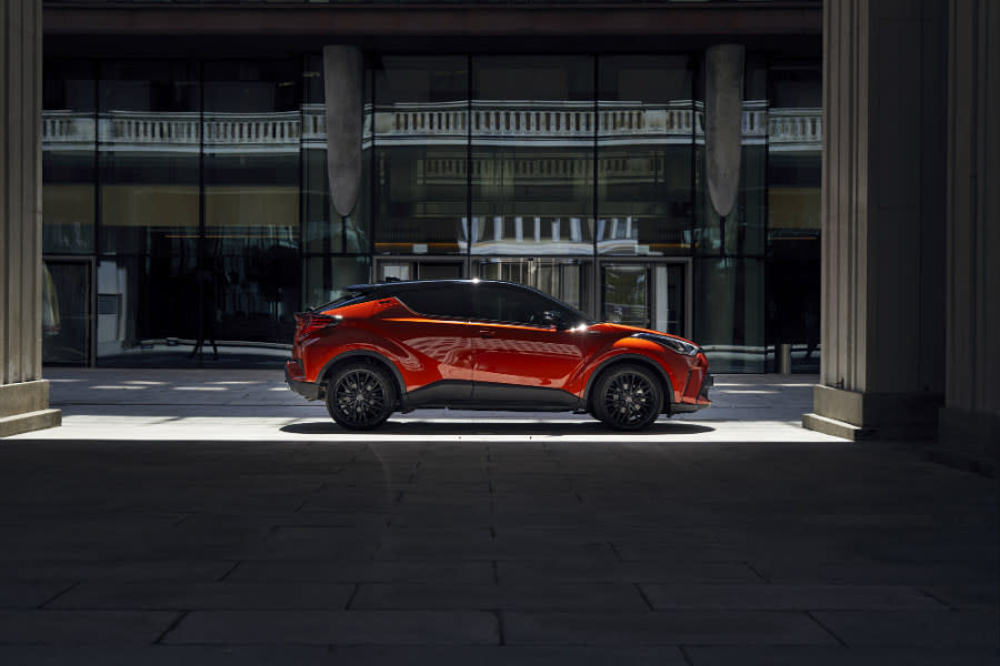 2020_Toyota_C-HR_04.JPG