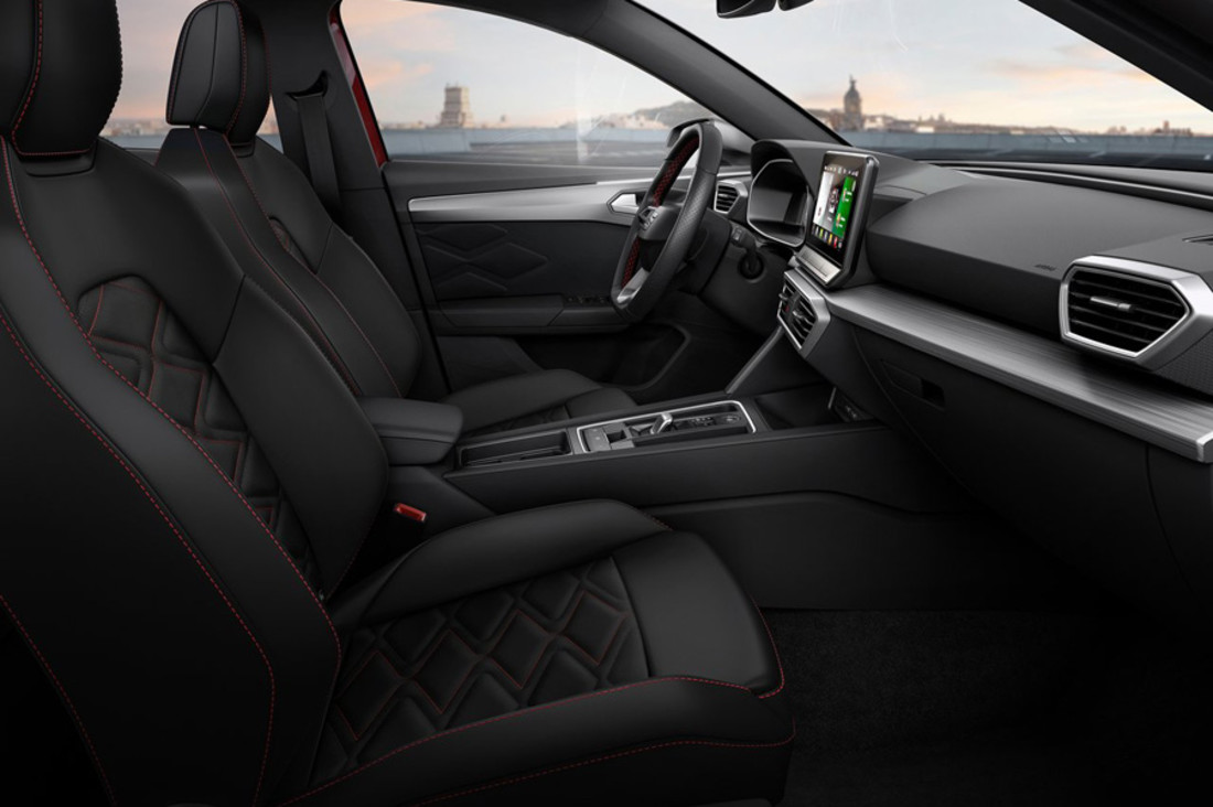 Seat-Leon-2020-1280-4d.jpg