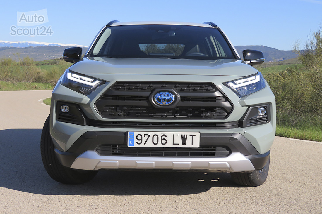 toyota rav 4 hybrid 3.JPG