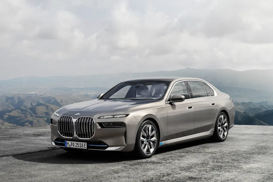 BMW 7 Reeks (2022) statisch, vooraanzicht BMW 7 Reeks (2022) statisch, vooraanzicht