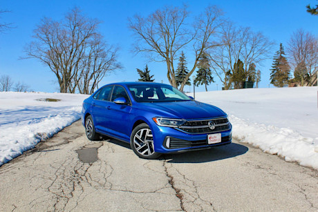 Editorial 2023 volkswagen jetta highline 05 pb